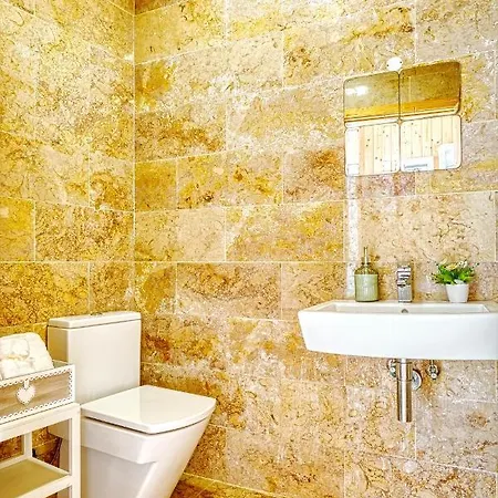 Amazing Duplex At Alfama Apartman