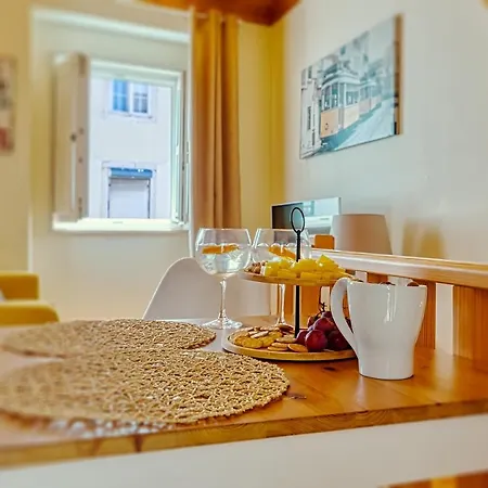 Amazing Duplex At Alfama Apartament