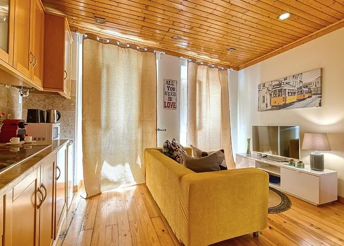 Amazing Duplex At Alfama Apartment Lisbon