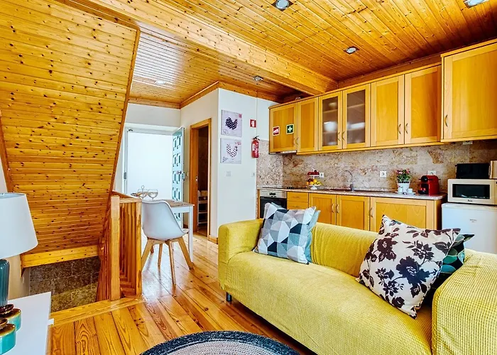 Apartment Amazing Duplex At Alfama Lisbon